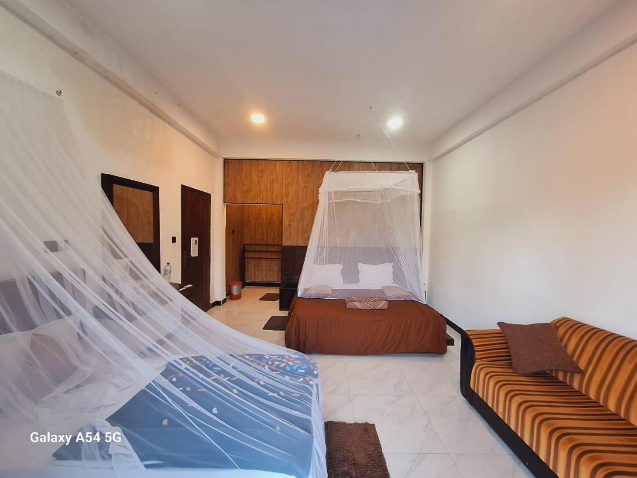 Ella Odyssey Inn Zewnętrze zdjęcie
